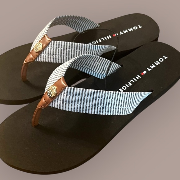 Tommy Hilfiger Flip Flops / Sandals Size 9, NEW - Picture 5 of 6